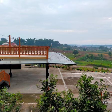 Joglo Kumpul Resort Cangkiran Экстерьер фото