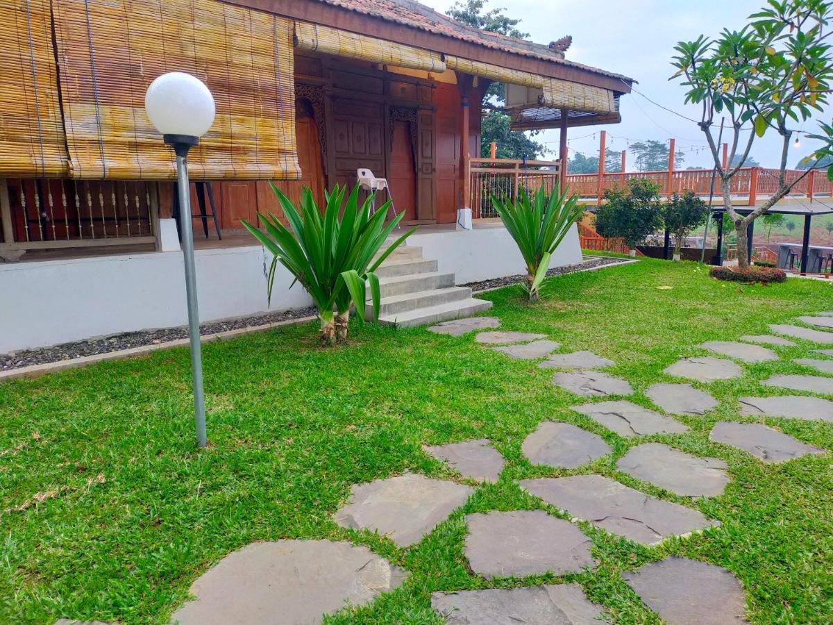 Joglo Kumpul Resort Cangkiran Экстерьер фото
