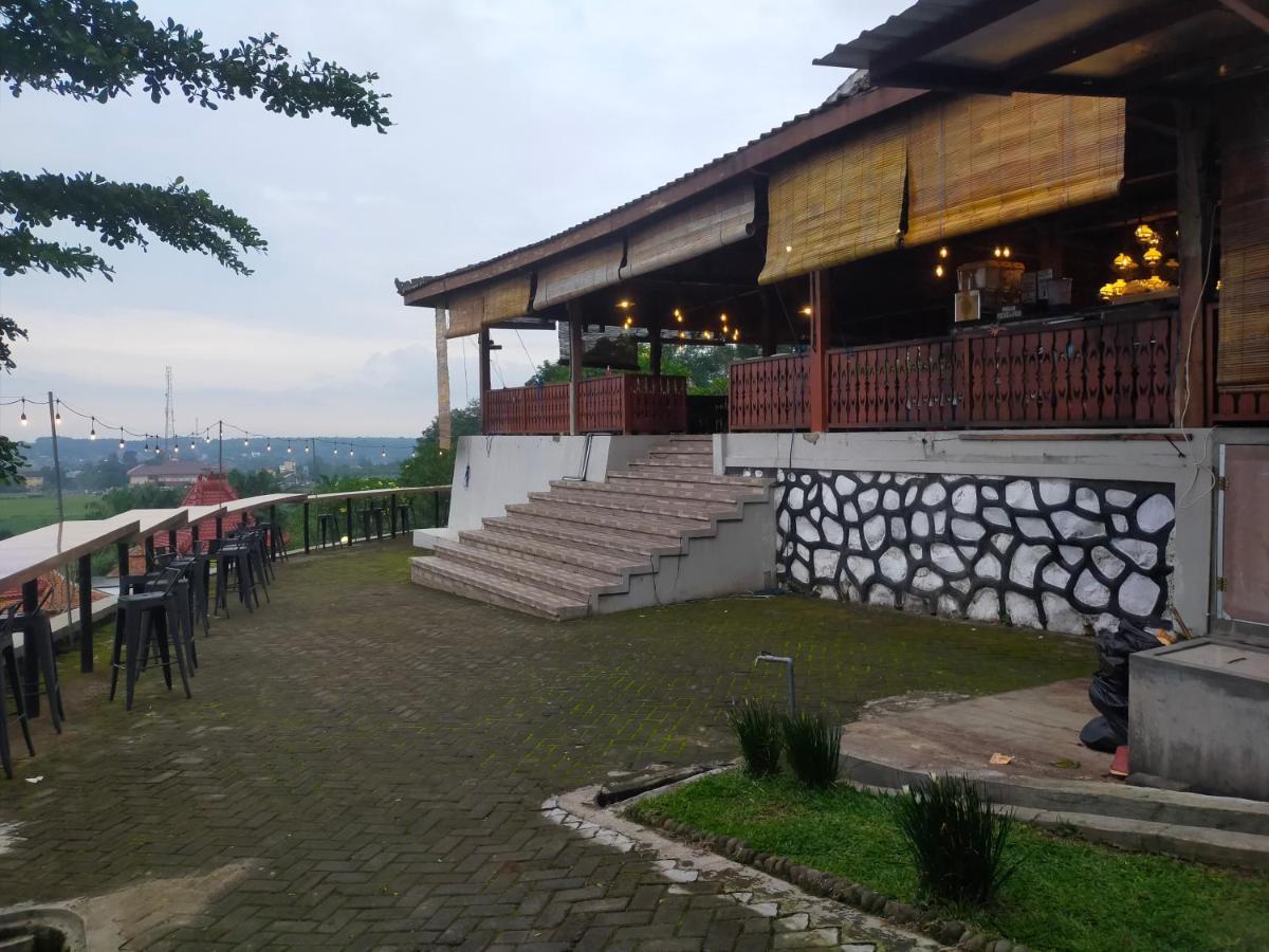 Joglo Kumpul Resort Cangkiran Экстерьер фото